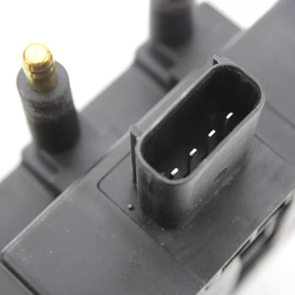 Hitachi Ignition Coil For Town & Country Gran Caravan 2001-2010 3.3L 3.8L